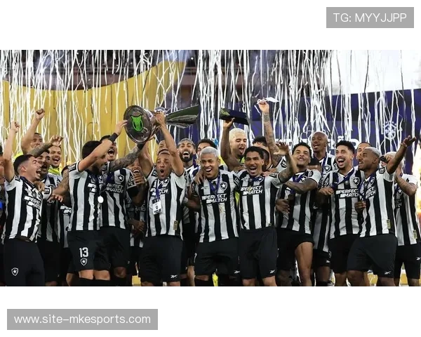 足球球星精彩瞬间集锦 技术与力量的完美结合展现非凡魅力